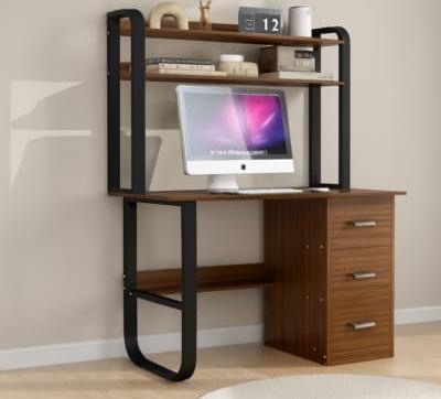 a3ffd593-21a2-45b1-a42a-b1fb8ab91c05 مكتب دراسي خشبي مع رفوف - الصورة 1